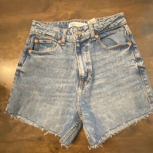 Zara shorts size 4
